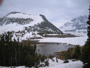 Lake on Hidden Lake Trail
